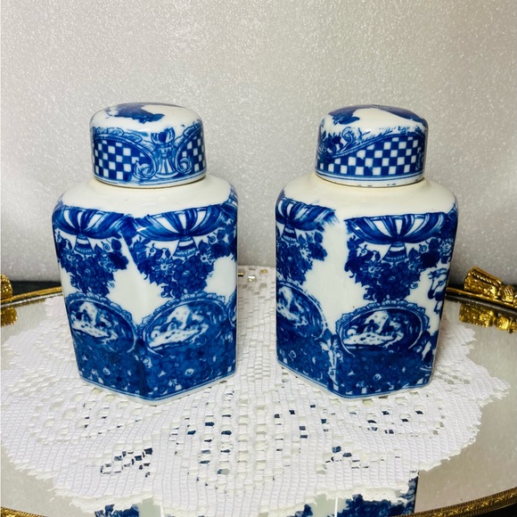 Accents Vintage Chinese Blue And White Jars Poshmark
